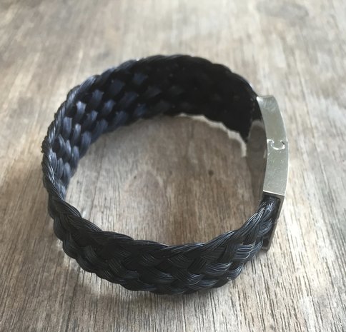 Mooie armband met platte sluiting Prijs 39,95